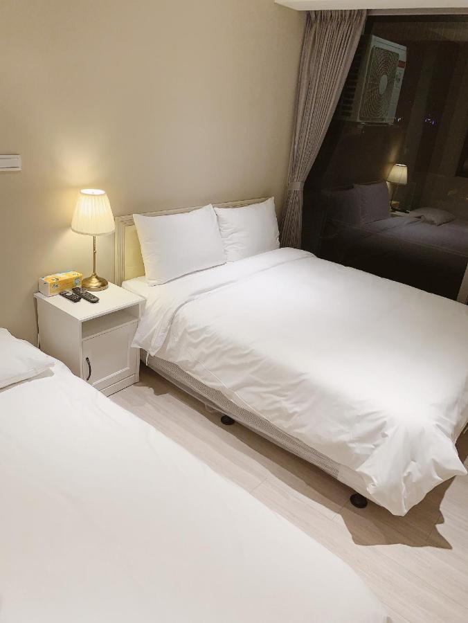 In Fengchia Hotel Taichung Exterior photo