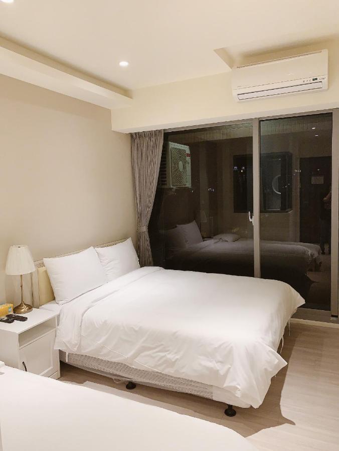 In Fengchia Hotel Taichung Exterior photo